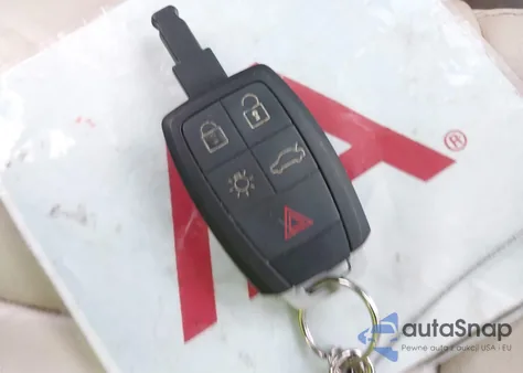 2012 Volvo C70 T5/T5 Platinum/T5 Premier Plus from USA, damaged, VIN YV1672MC6CJ126068